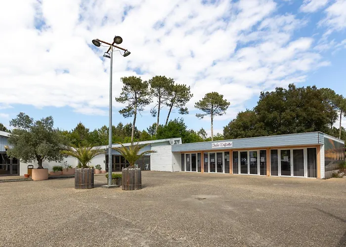 Bungalow 4 Pers Village Vacances